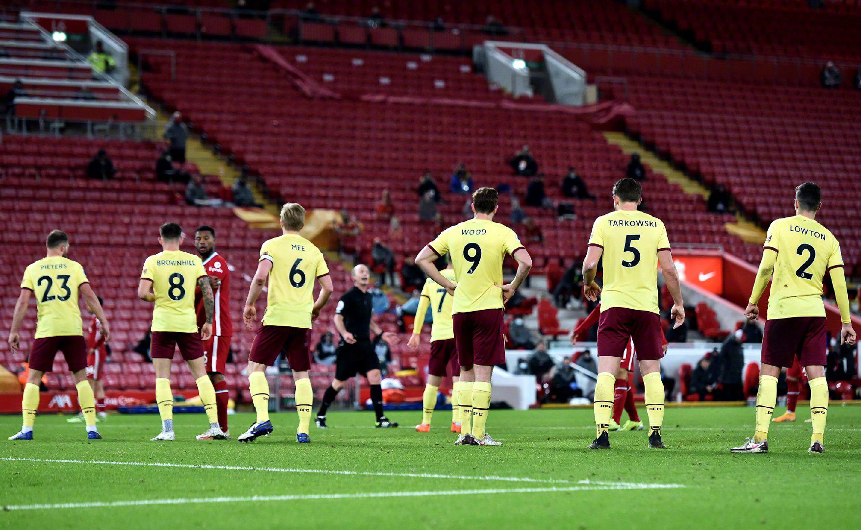 感到担忧 感到担忧