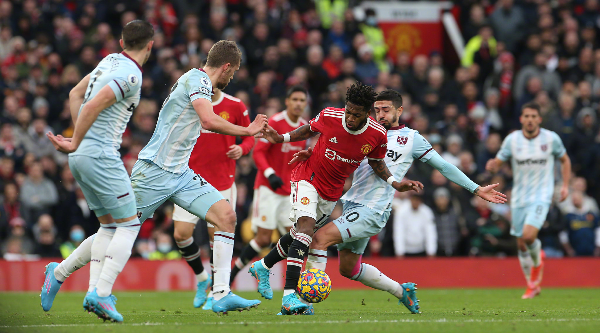 形成了一股 形成了一股