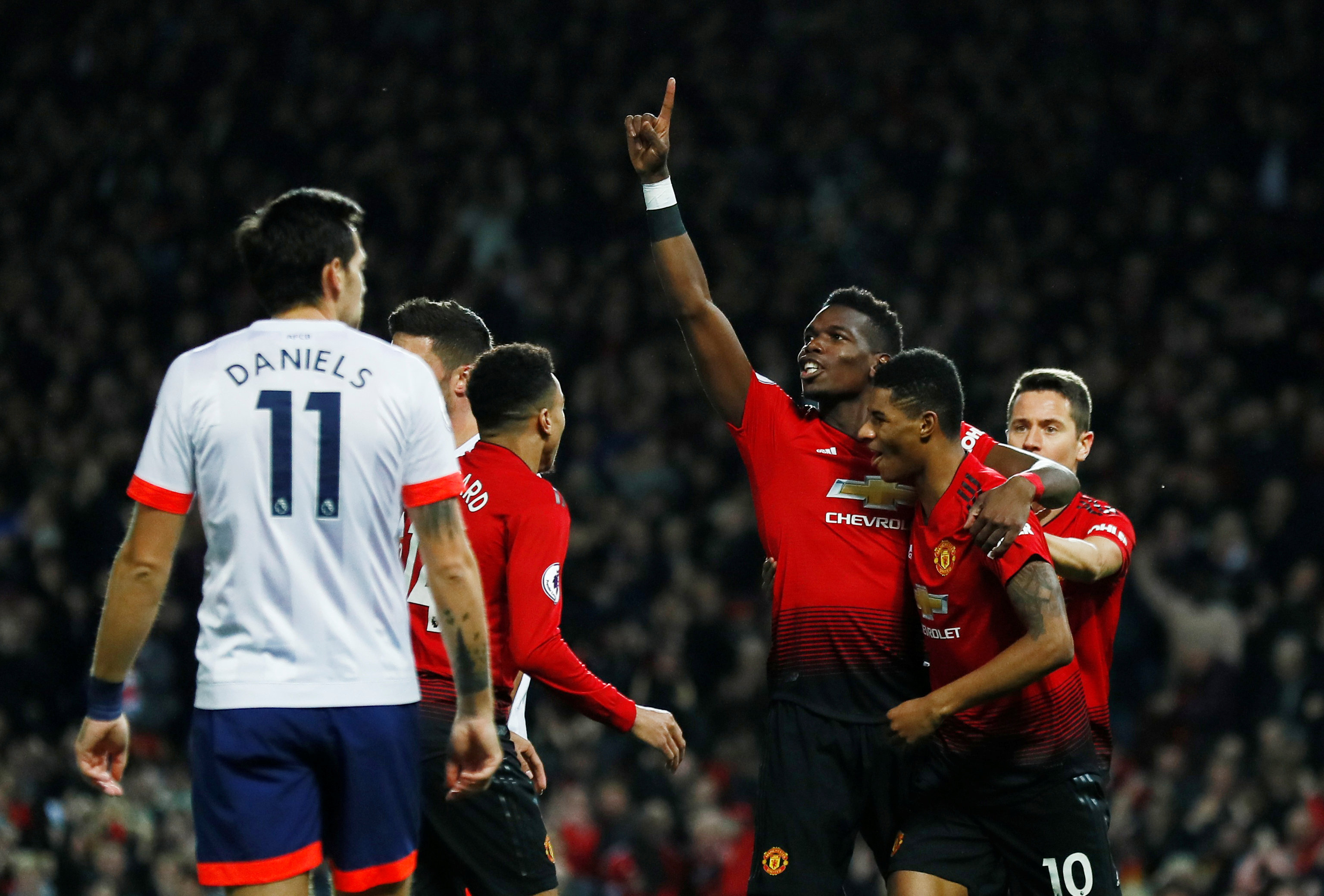 举行为期三 举行为期三