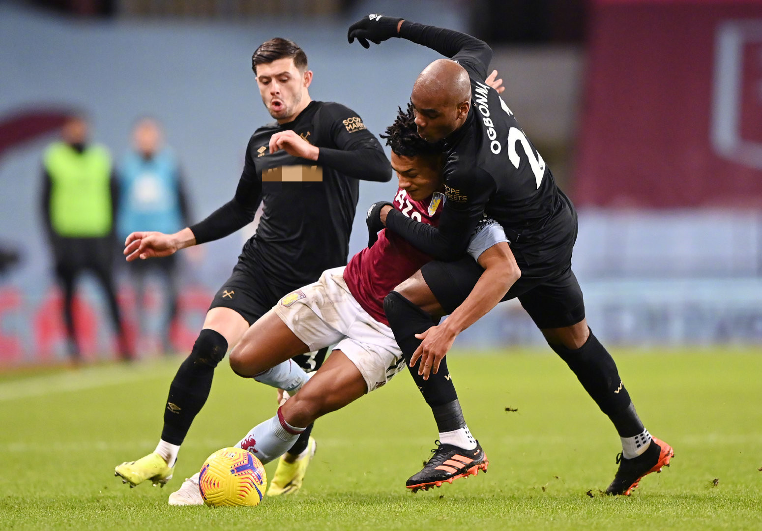 5戰4負背 5戰4負背